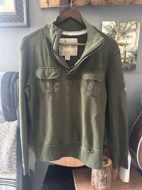 Ditch Plains Men's Olive Quarter Zip Shirt
